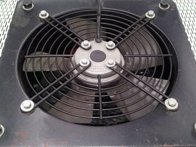 Hydraulic briquette machine cooling fan